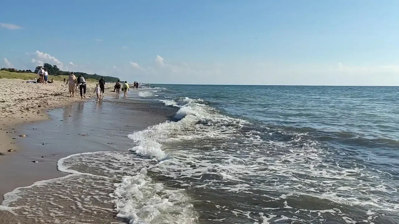 Видео на главной: пляж в Янтарном